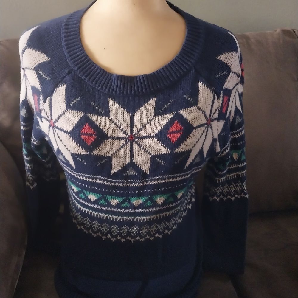 Old Navy Navy Blue Snowflake Pattern Sweater